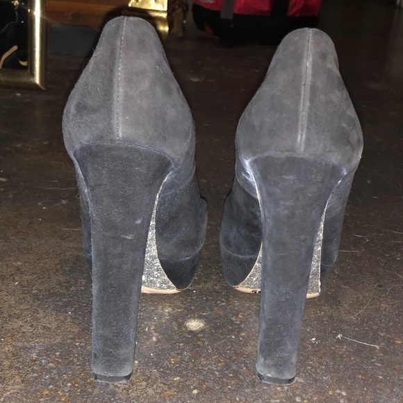 🚫 SOLD 🚫 Glitter bottom Miu Miu heels - Picture 3 of 4